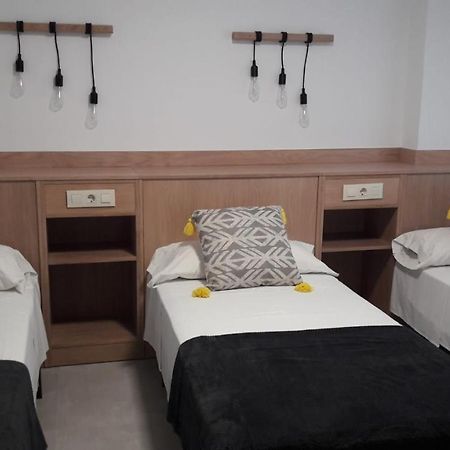 Hostal Cervantes Playa Garrucha Extérieur photo