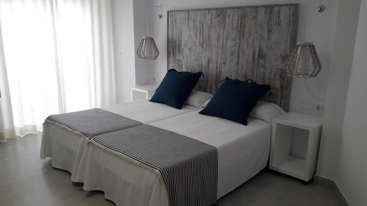 Hostal Cervantes Playa Garrucha Extérieur photo