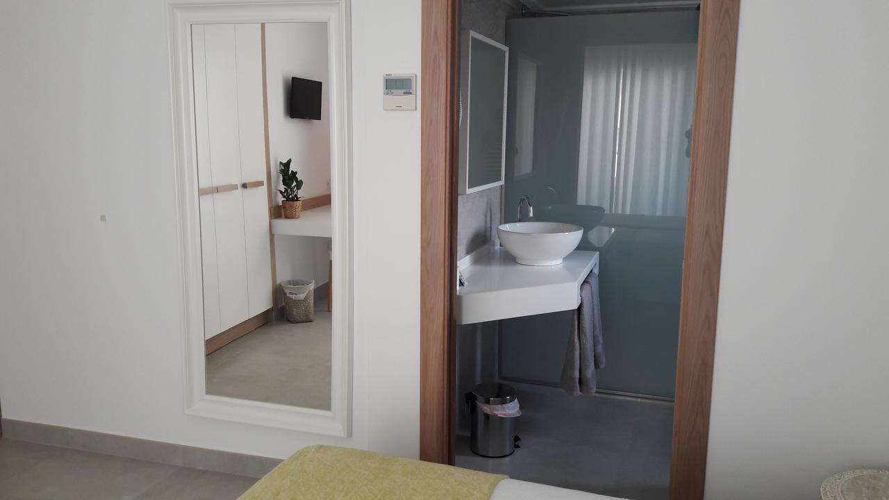 Hostal Cervantes Playa Garrucha Extérieur photo